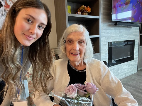 Featured image for “Volunteer Brings Joy to Seniors, One Bouquet at a Time”