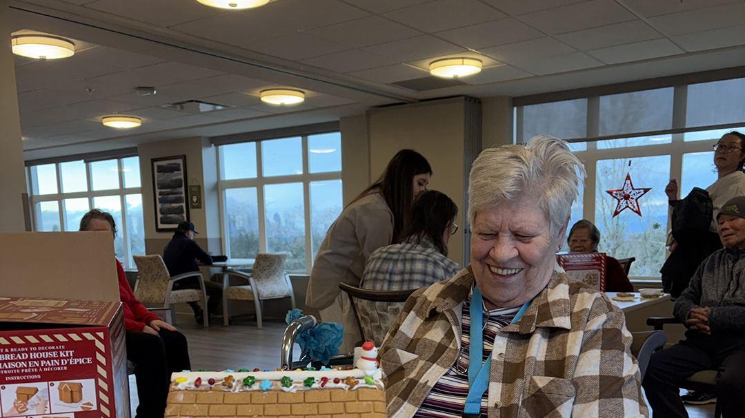 Featured image for “Gingerbread House Decorating Brings Holiday Cheer to New Vista”