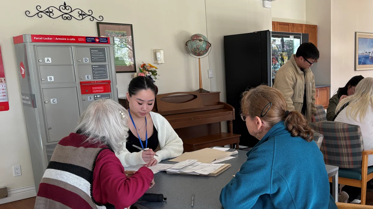 Free Tax Clinic Supports New Vista Tenants